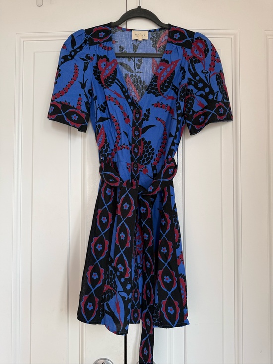 Sezane Dresses & Skirts - Sézane Lohla Blue Floral Mini Dress with Red & Black Accents